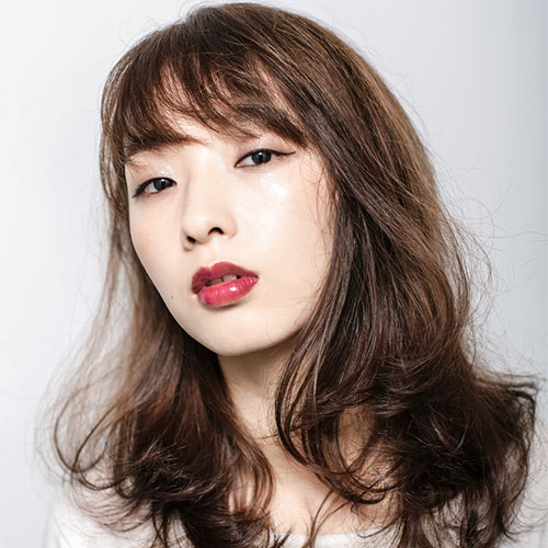 応募方法。メールにて下記必要事項をご記入の上、お写真を添付いただきご応募ください。１. 氏名（フリガナ）２. 年齢 (年代までで結構です)３. ご住所・最寄駅(区長村までで結構です)４. お電話番号５. メールアドレス６. 写真２〜３点（バストアップ）※半年以内に撮影したもの